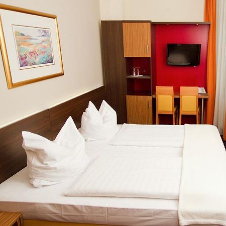 Hotel Tourist 프랑크푸르트 외부 사진