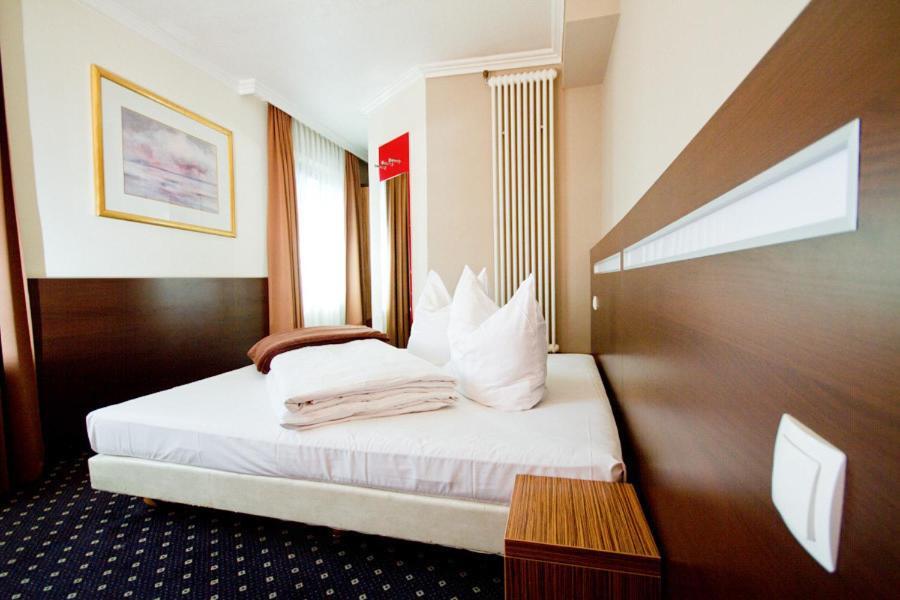 Hotel Tourist 프랑크푸르트 객실 사진
